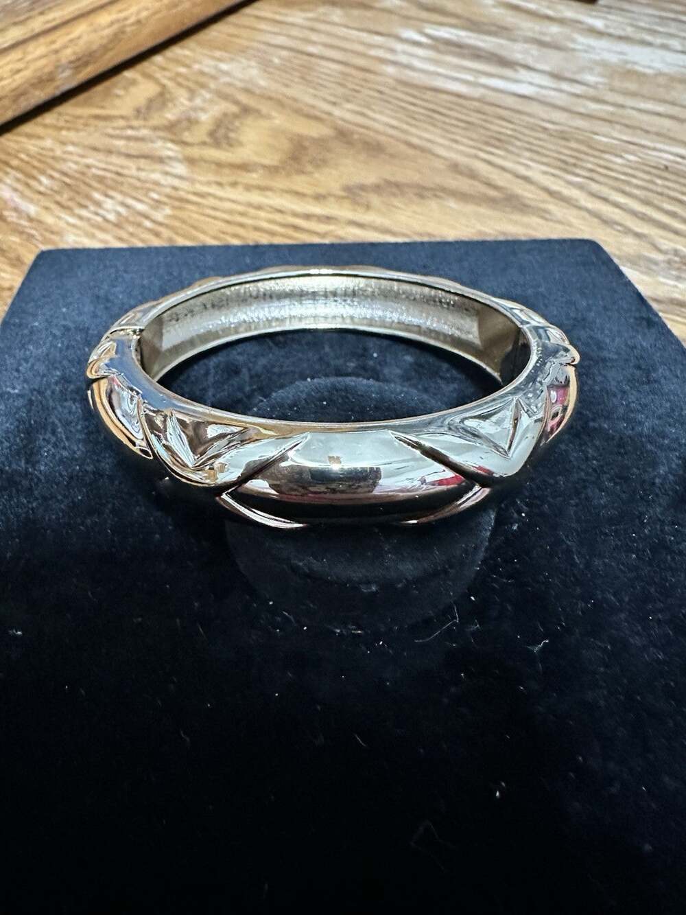 Sequin Nordstrom Multicolor Gold Tone Statement Enamel Bangle Bracelet # 100